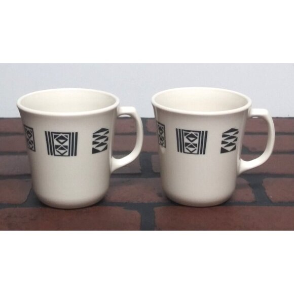 2 Corelle coffee cups mugs Tribal Spirit Corning Beige Black Corning USA aztec - Picture 5 of 9